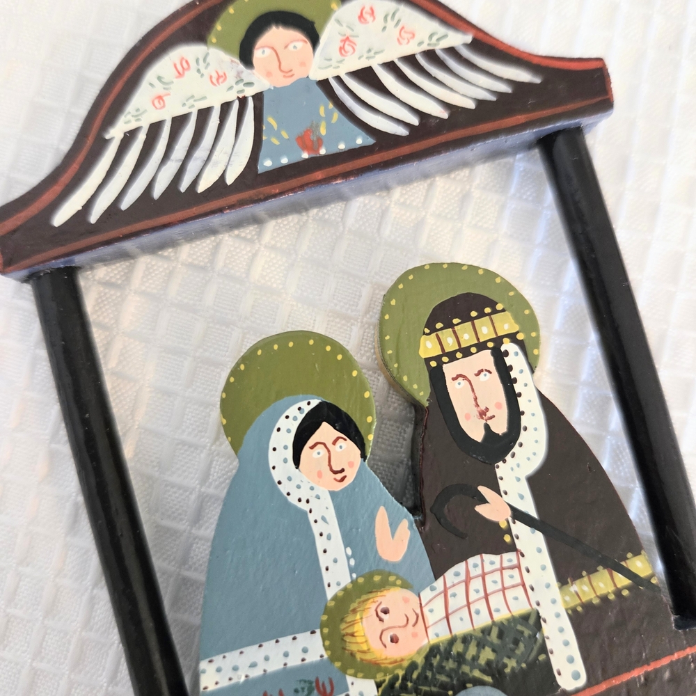 Nativity Scene Ornament 4" Wood Handpainted Christmas Window 2 Sided Folkart - Picture 5 of 7